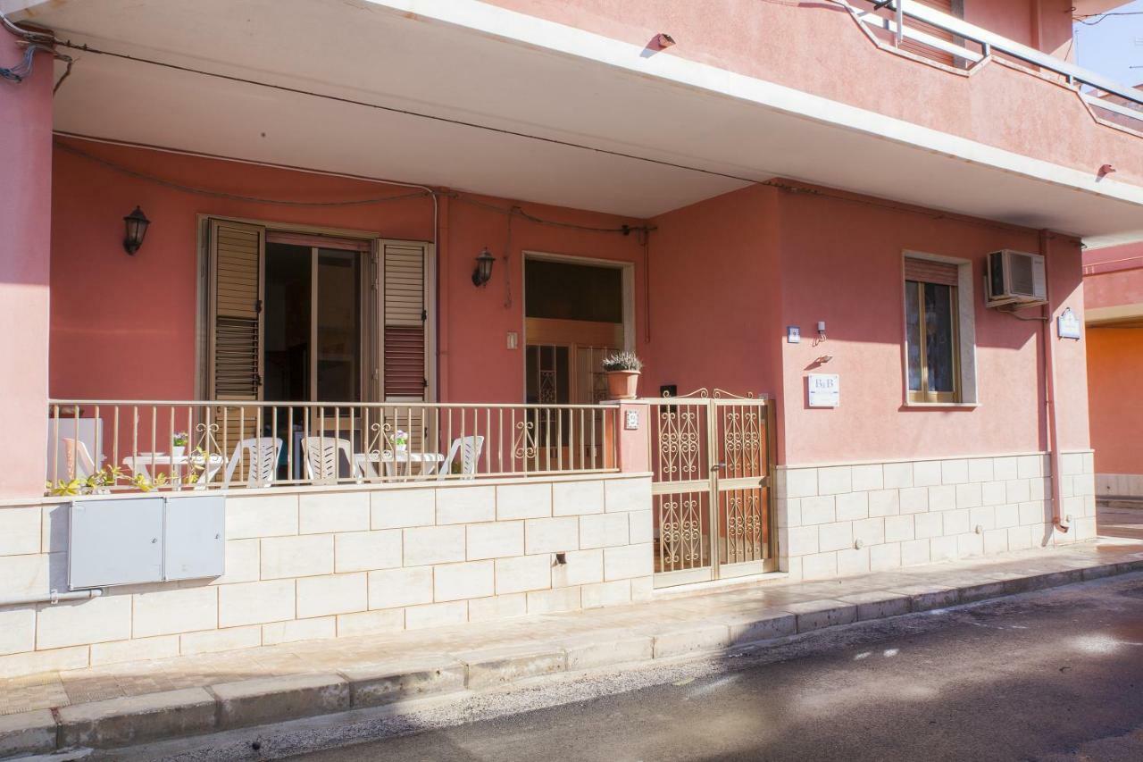 B&B Giosy Portopalo Di Capo Passero Exteriör bild