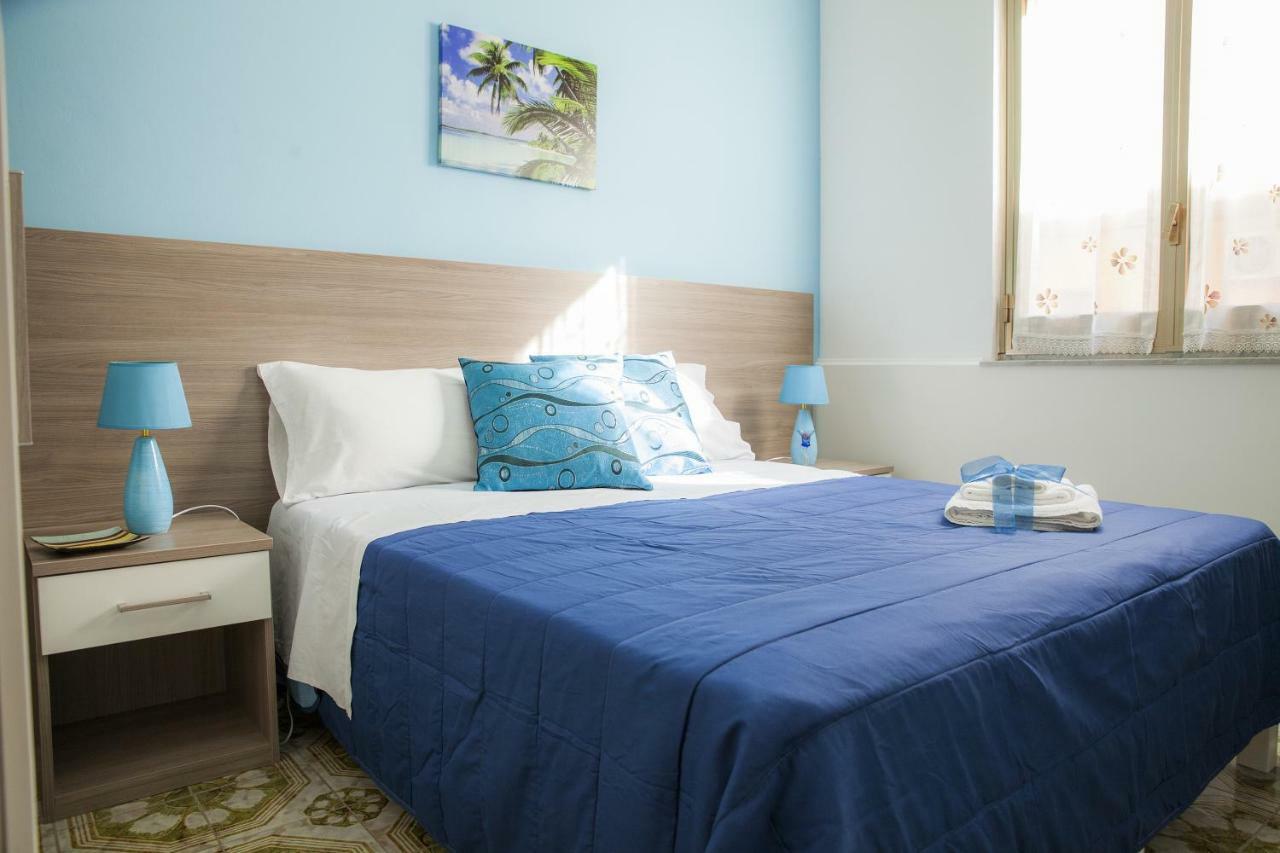 B&B Giosy Portopalo Di Capo Passero Exteriör bild